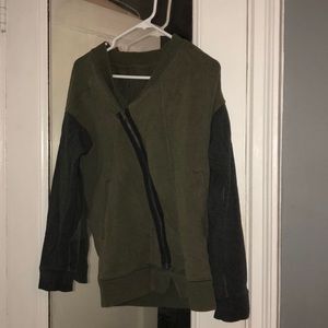 Lululemon sweatshirt